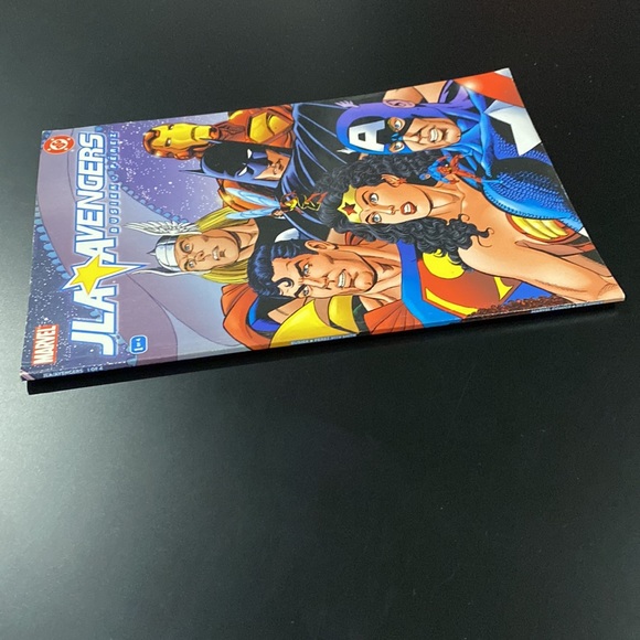 JLA/Avengers: Book 1 of 4 (2003) - Marvel Comic Book/Graphic Novel - Picture 7 of 13